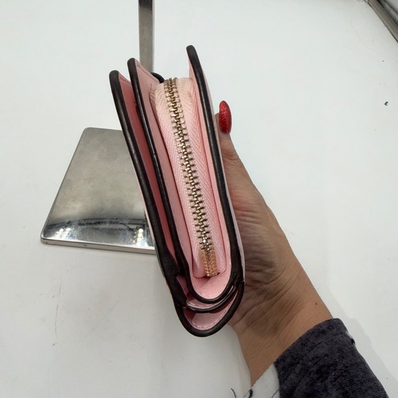 Kate Spade Pink Pineapple Print Bifold Wallet Wristlet - Picture 6 of 8